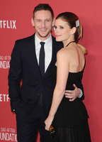 Kate Mara longsleeve t-shirt #2837453