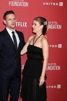 Kate Mara longsleeve t-shirt #2837484