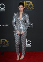 Kate Mara longsleeve t-shirt #2899847