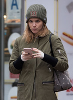 Kate Mara longsleeve t-shirt #2934585