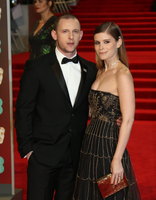 Kate Mara longsleeve t-shirt #3062378