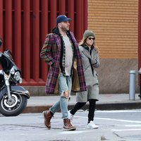 Kate Mara Sweatshirt #3091431