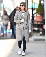 Kate Mara Sweatshirt #3178034