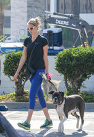 Kate Upton Sweatshirt #3054636
