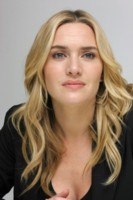 Kate Winslet Longsleeve T-shirt #1468162