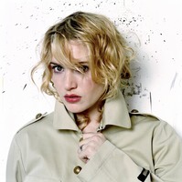 Kate Winslet Longsleeve T-shirt #2047191