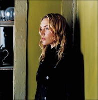 Kate Winslet Longsleeve T-shirt #2047291