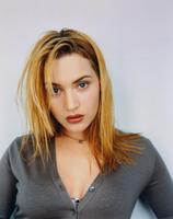 Kate Winslet Longsleeve T-shirt #2047293
