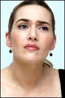 Kate Winslet Longsleeve T-shirt #2235902