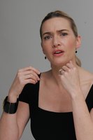 Kate Winslet Longsleeve T-shirt #2264139
