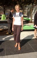 Katherine Heigl t-shirt #1244241