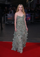 Kathryn Newton longsleeve t-shirt #3092503