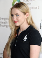 Kathryn Newton mug #G1334623