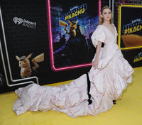 Kathryn Newton mug #G2466934