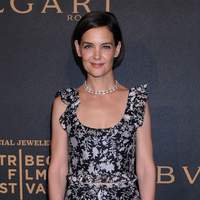Katie Holmes Sweatshirt #3801363