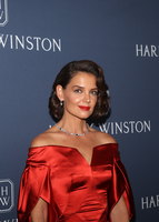Katie Holmes Sweatshirt #3801411