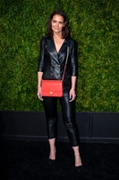 Katie Holmes Sweatshirt #3838574
