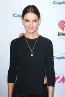 Katie Holmes Sweatshirt #3919454