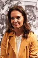 Katie Holmes Sweatshirt #3919484