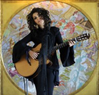 Katie Melua Longsleeve T-shirt #1519410