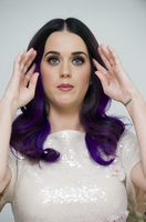 Katy Perry Longsleeve T-shirt #2224950