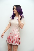 Katy Perry Longsleeve T-shirt #2224964