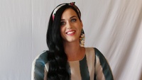 Katy Perry Longsleeve T-shirt #2343703