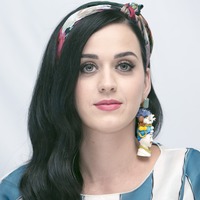 Katy Perry Longsleeve T-shirt #2430429