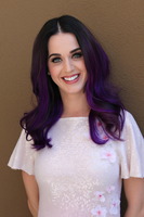 Katy Perry Longsleeve T-shirt #2444225