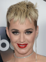 Katy Perry Longsleeve T-shirt #2958482
