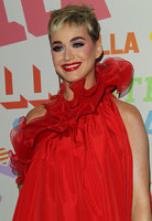Katy Perry Longsleeve T-shirt #2958546