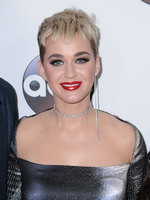 Katy Perry Longsleeve T-shirt #2958794
