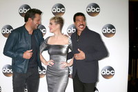 Katy Perry Sweatshirt #2958813