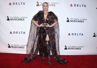 Katy Perry Sweatshirt #3756924