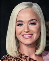 Katy Perry Longsleeve T-shirt #3876738