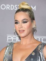 Katy Perry Longsleeve T-shirt #3904180