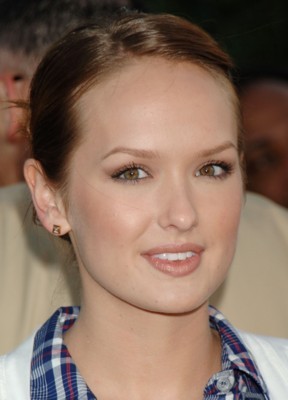 Kaylee DeFer puzzle 1261475