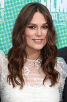 Keira Knightley magic mug #G2502526