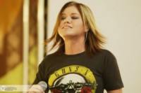 Kelly Clarkson Sweatshirt #1319319