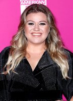 Kelly Clarkson tote bag #G1140297