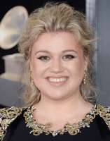 Kelly Clarkson Longsleeve T-shirt #2981220