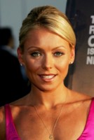 Kelly Ripa Longsleeve T-shirt #1261787