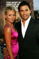 Kelly Ripa Longsleeve T-shirt #1261794