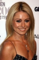 Kelly Ripa Longsleeve T-shirt #1321947