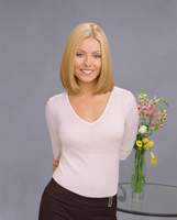 Kelly Ripa Longsleeve T-shirt #2037669