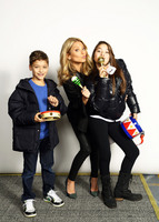 Kelly Ripa Longsleeve T-shirt #2124945