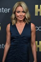 Kelly Ripa Longsleeve T-shirt #3269332