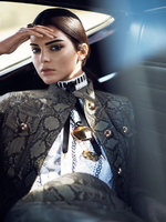 Kendall Jenner Sweatshirt #2479943
