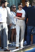Kendall Jenner Sweatshirt #3192115