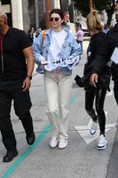 Kendall Jenner hoodie #3192130
